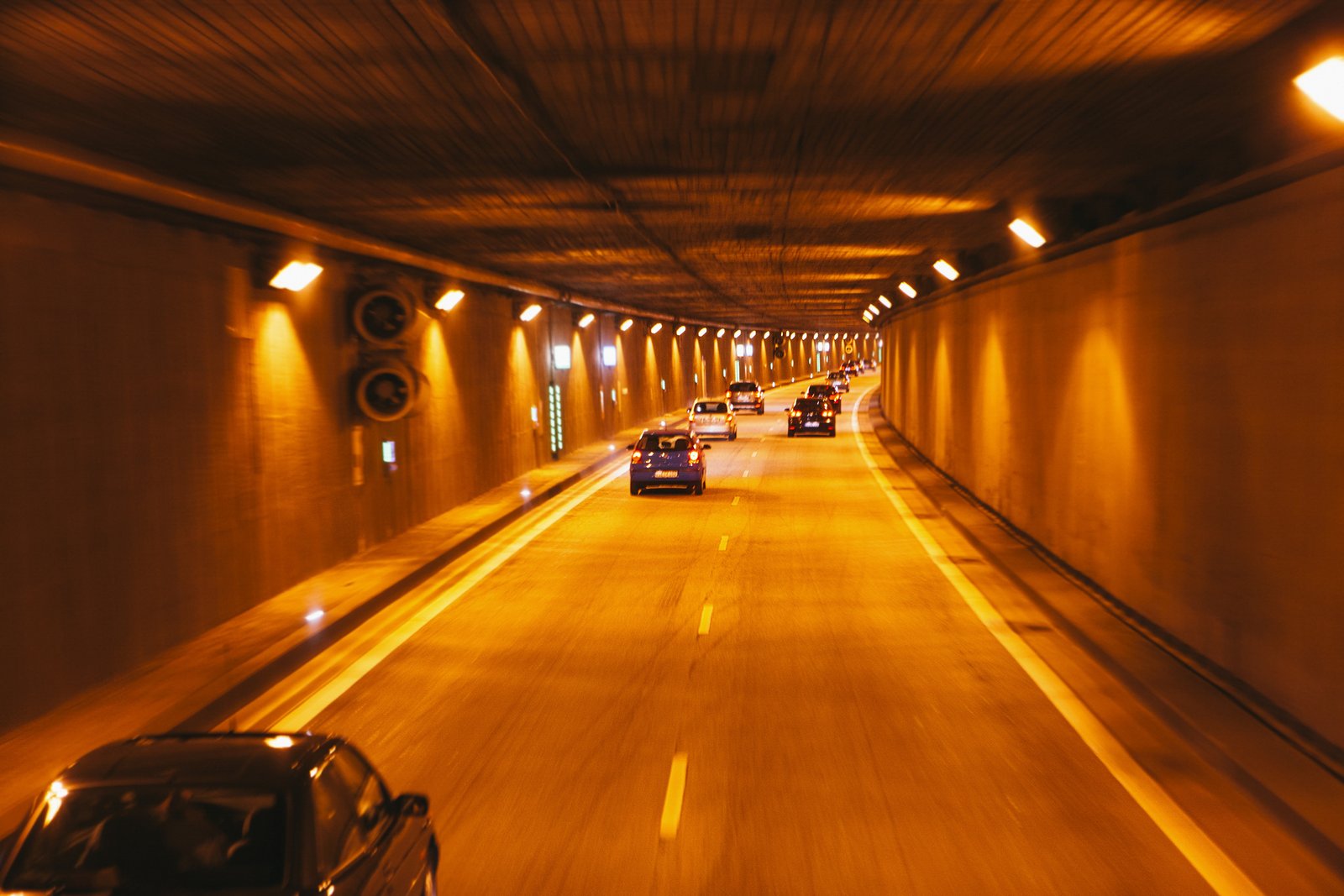 Budowa tunelu pod Otrą