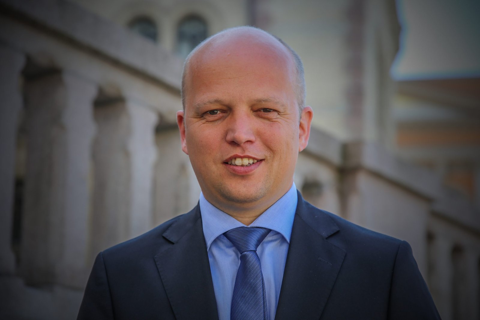 Vedum ministrem finansów. Czy powstrzyma podwyżki cen paliw?