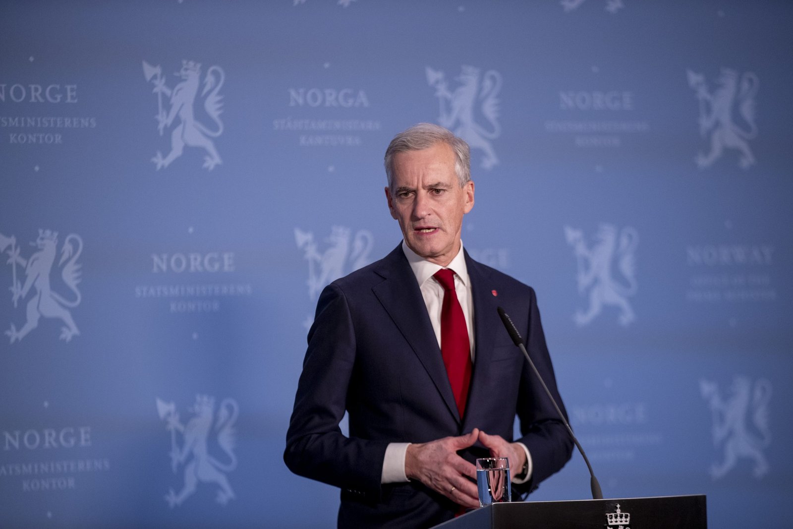 Powrót maseczek, w planach ustawa dotycząca szczepień