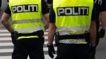 norwescy policjanci odwróceni tyłem
