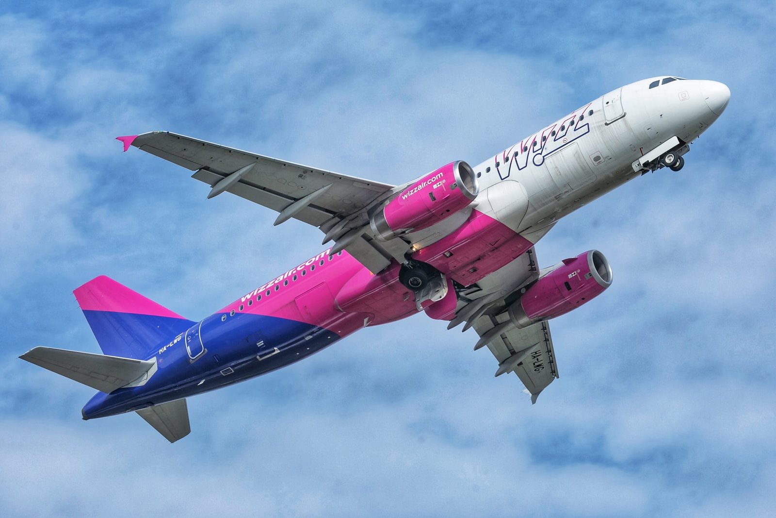 Wizz Air powrócił na Kjevik