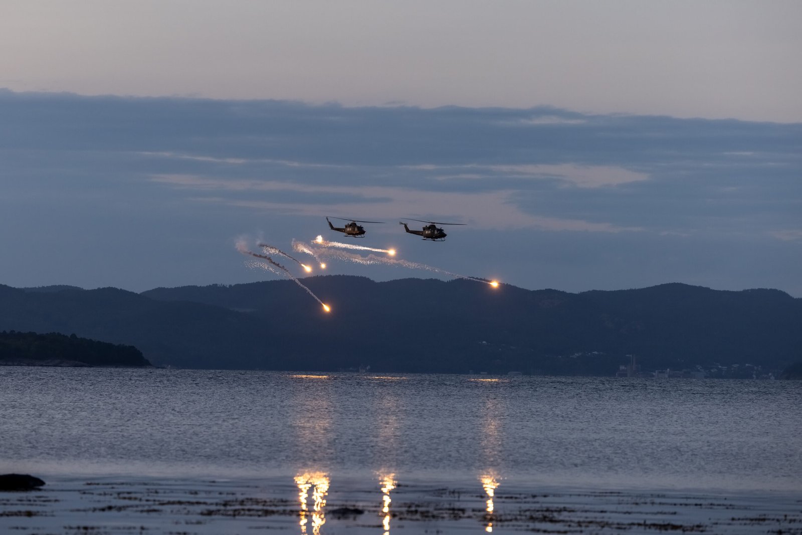 Norwegia się zbroi. Rząd zapowiada kolejne cięcia budżetowe