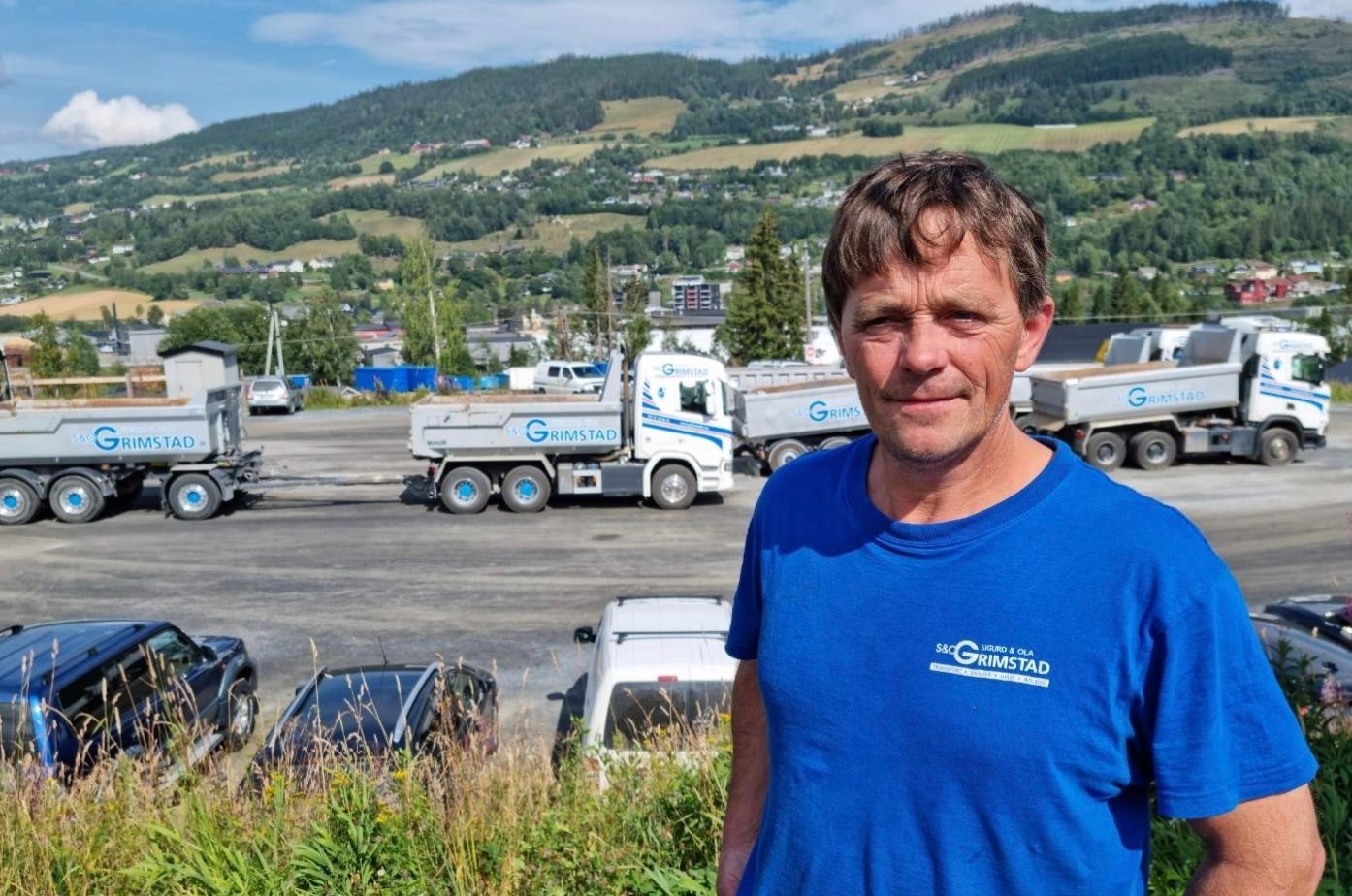 Kierowca ciężarówki: – Byłem pewien, że to koniec! Po zawaleniu mostu Tretten zamykają 14 kolejnych