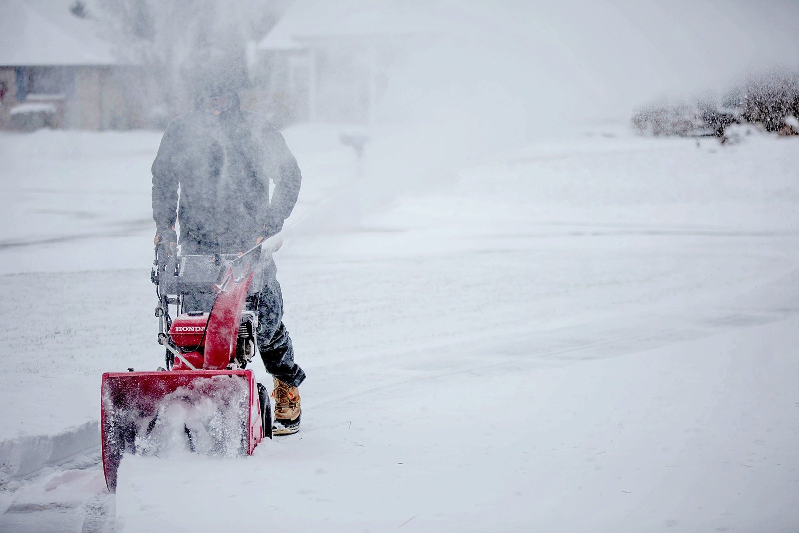 Ostrzeżenia meteorologiczne. Szykujcie się na intensywne opady śniegu