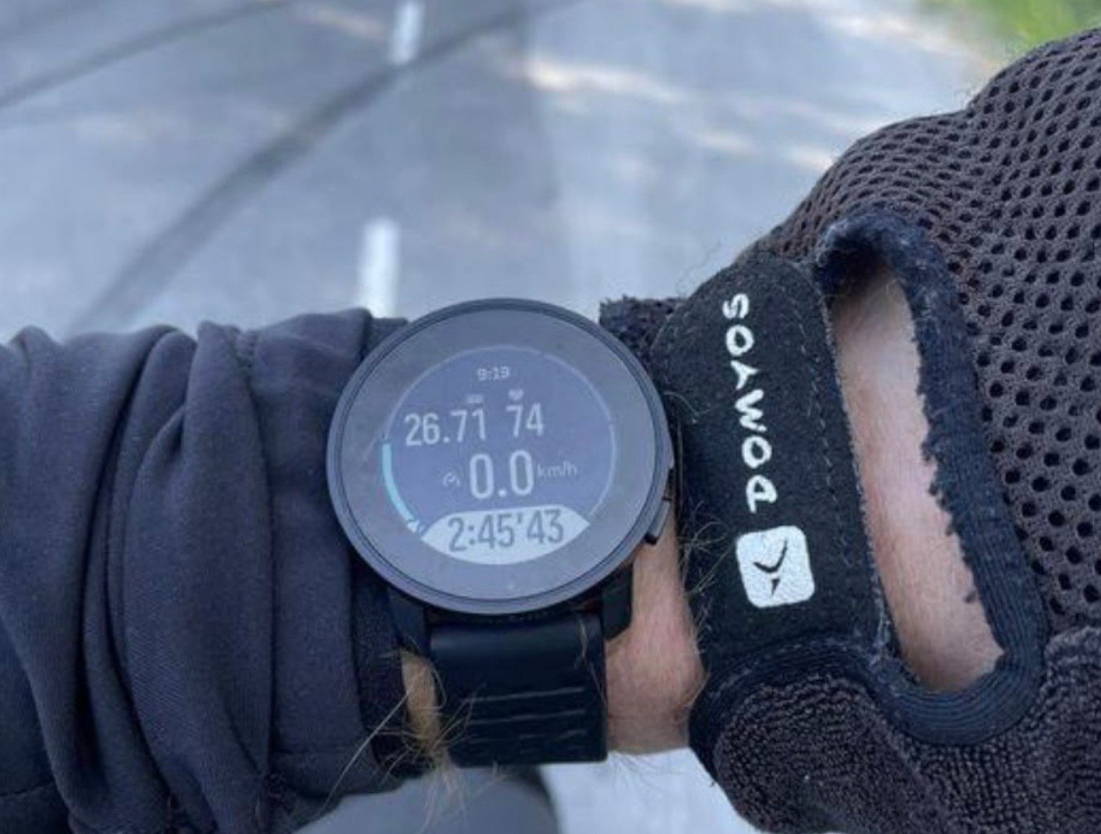 Dziś opóźnienia. Pomóżcie Robertowi z Kibicowskiej Wyprawy!