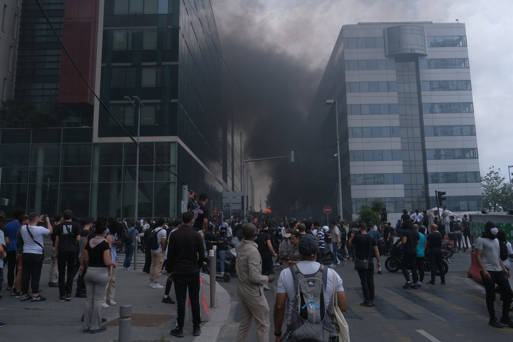 Zamieszki we Francji rykoszetem w polski autokar