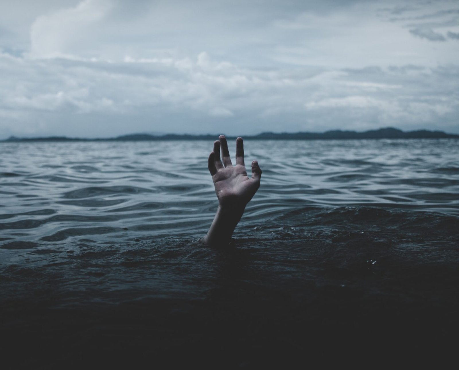 Ratował syna. Utonął