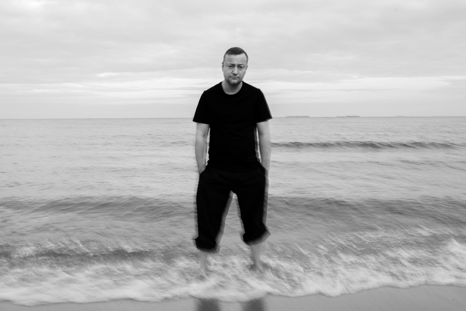 Jeg er… en heldig person som aldri har vært redd for å jobbe hardt