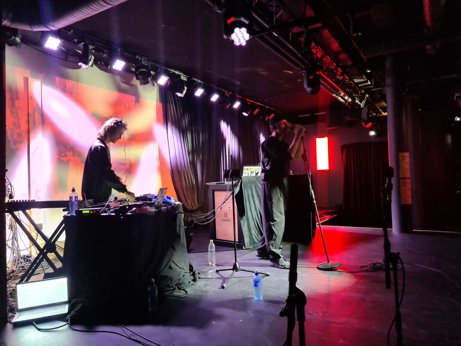 Elektroniczne katharsis w Oslo