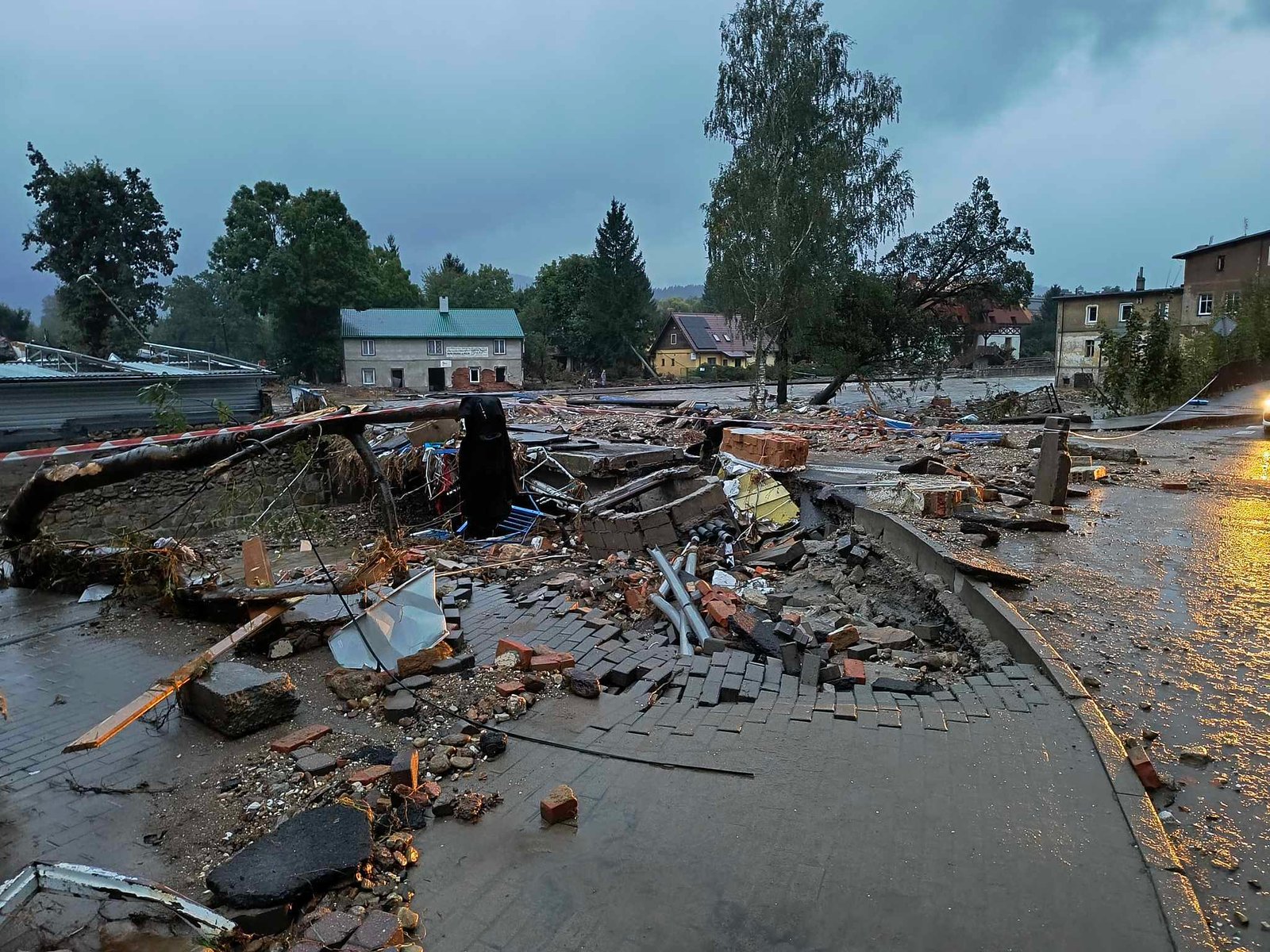 Kiedy nie ma dokąd wracać… Pomoc dla powodzian