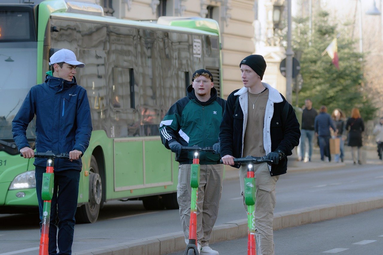 Це потрібно знати: електросамокати