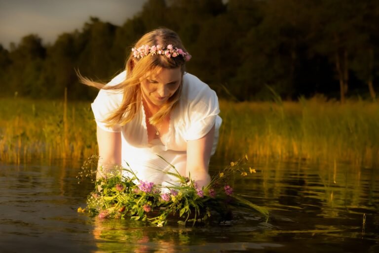 Slaviske kvinner i Fredrikstad – en utstilling full av magi