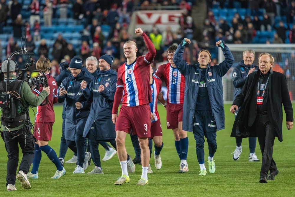 Jedność w szatni, sukces na boisku. Norweska drużyna w drodze po awans do MŚ 2026