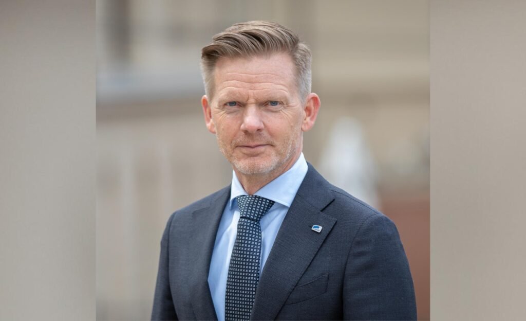 Polityk Høyre Tage Pettersen