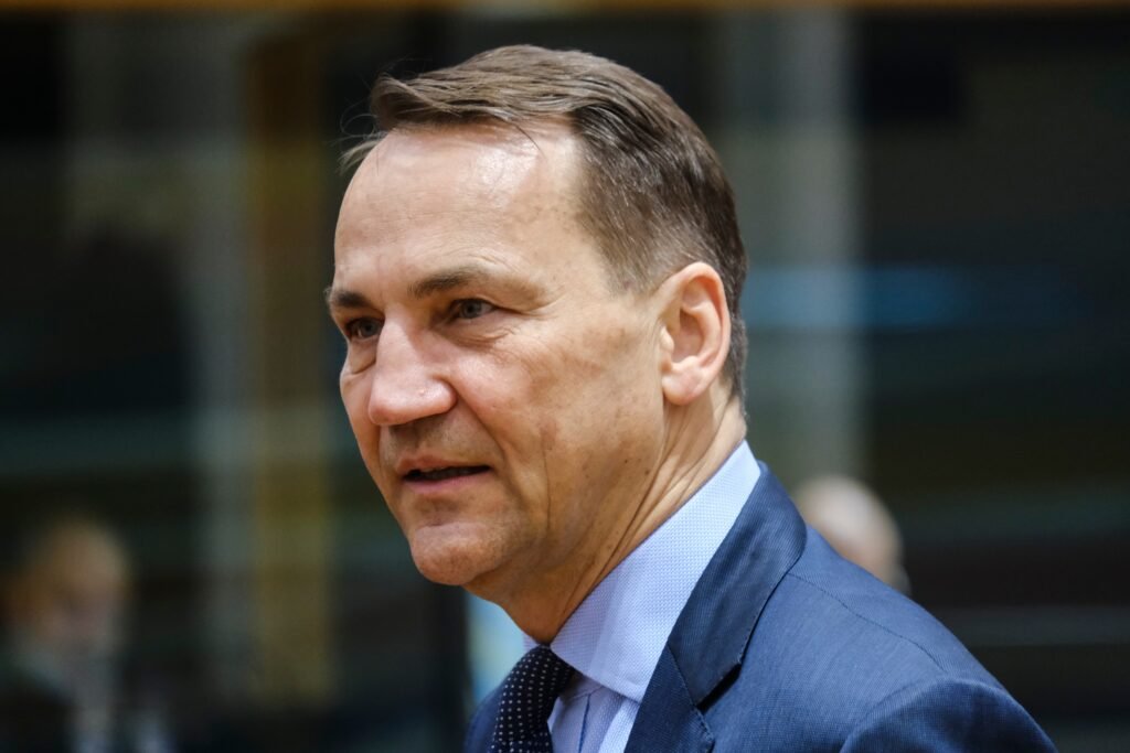 Sikorski i Eide w Oslo: Europa musi przygotować się na bardziej niebezpieczną i zmilitaryzowaną Rosję