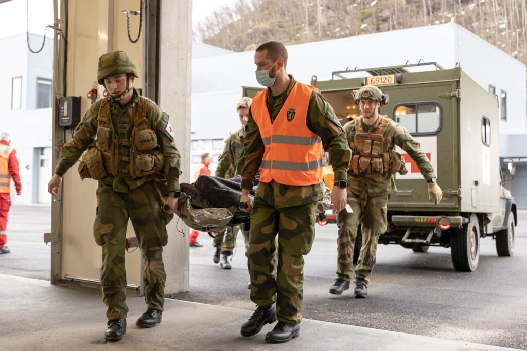 600 żołnierzy na ćwiczeniach w Troms. Wojsko ostrzega mieszkańców Forsvaret ćwiczenia