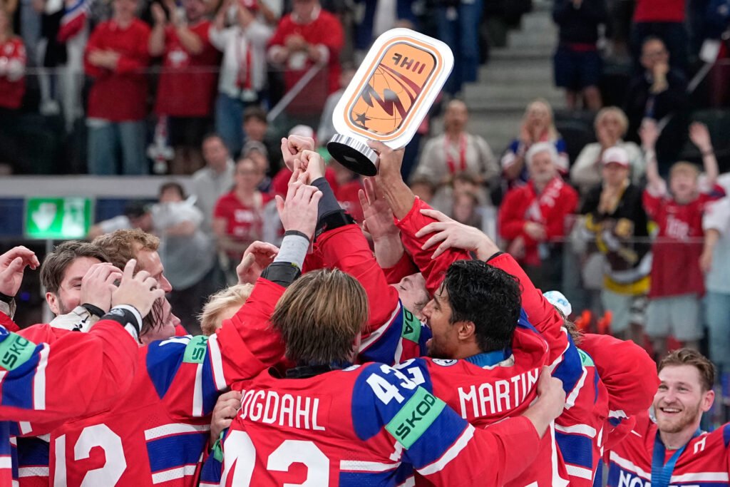 Hokejowa gorączka w Norwegii. Historyczny medal napędza zainteresowanie ligą NTB Norwescy Hokeiści